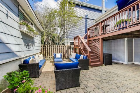 Tiny photo for 2436 N Janssen Avenue, Chicago, IL 60614 (MLS # 12499654)