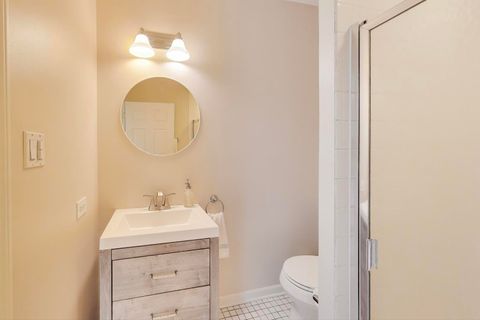 Tiny photo for 2436 N Janssen Avenue, Chicago, IL 60614 (MLS # 12499654)