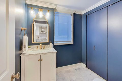 Tiny photo for 2436 N Janssen Avenue, Chicago, IL 60614 (MLS # 12499654)