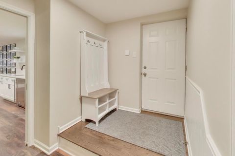 Tiny photo for 2436 N Janssen Avenue, Chicago, IL 60614 (MLS # 12499654)