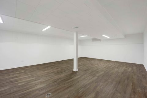 Tiny photo for 1900 Manchester Avenue, Westchester, IL 60154 (MLS # 12487766)