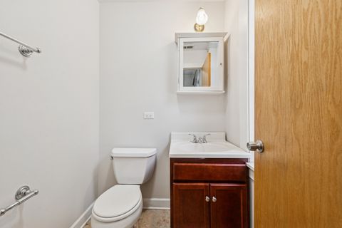 Tiny photo for 1515 W Pratt Boulevard #1, Chicago, IL 60626 (MLS # 12387040)