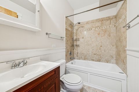 Tiny photo for 1515 W Pratt Boulevard #1, Chicago, IL 60626 (MLS # 12387040)