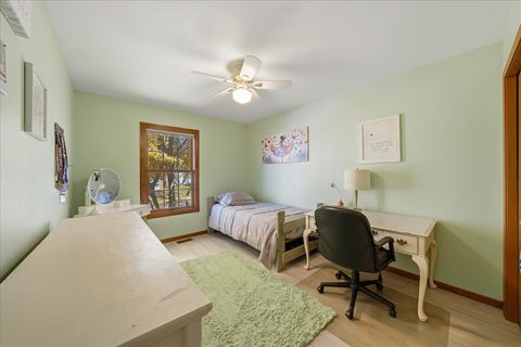 Tiny photo for 41 Whispering Drive, Streamwood, IL 60107 (MLS # 12515596)