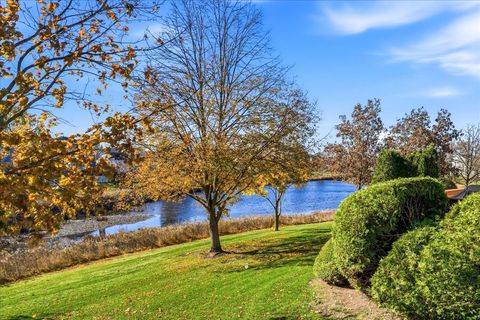 Tiny photo for 41 Whispering Drive, Streamwood, IL 60107 (MLS # 12515596)