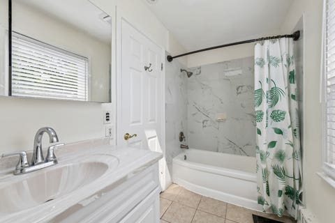 Tiny photo for 2910 Cherokee Lane, Riverwoods, IL 60015 (MLS # 12701337)