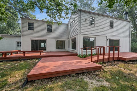 Tiny photo for 2910 Cherokee Lane, Riverwoods, IL 60015 (MLS # 12701337)