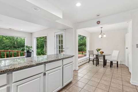 Tiny photo for 2910 Cherokee Lane, Riverwoods, IL 60015 (MLS # 12701337)