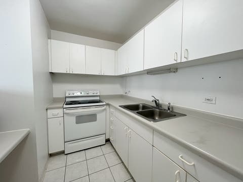 Tiny photo for 5320 N Sheridan Road #2110, Chicago, IL 60640 (MLS # 12726830)