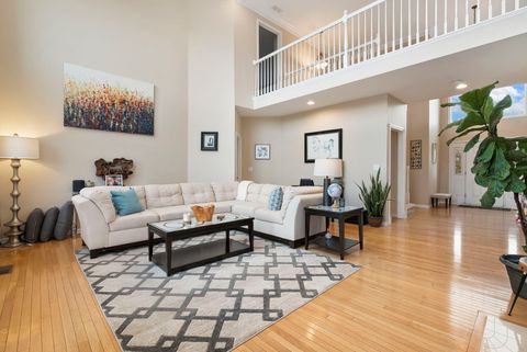 Tiny photo for Hawthorn Woods, IL 60047 (MLS # 12523382)