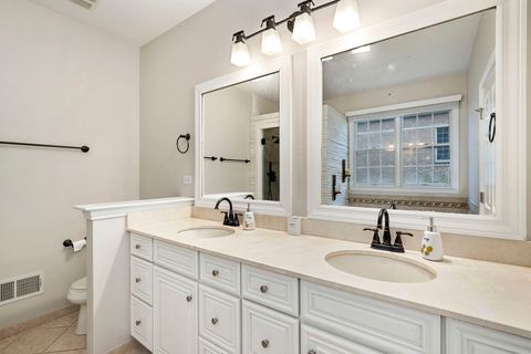 Tiny photo for Hawthorn Woods, IL 60047 (MLS # 12523382)