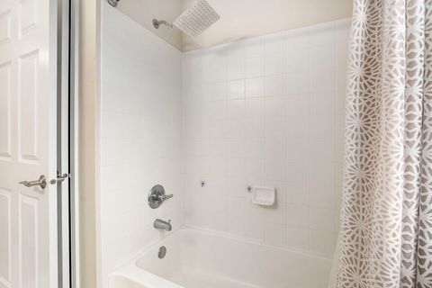 Tiny photo for Hawthorn Woods, IL 60047 (MLS # 12523382)