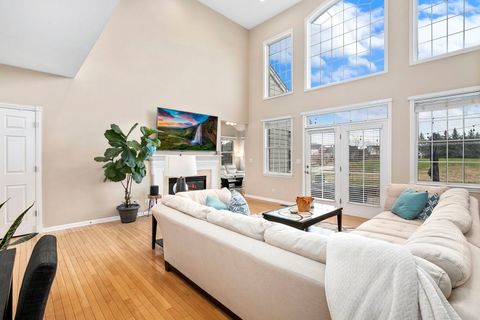 Tiny photo for Hawthorn Woods, IL 60047 (MLS # 12523382)