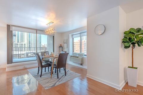 Tiny photo for 345 N Canal Street #404, Chicago, IL 60606 (MLS # 12484606)