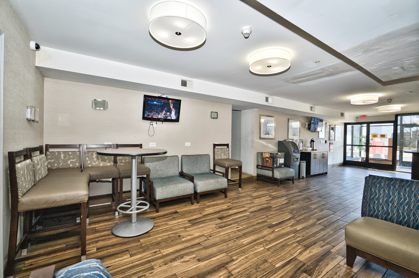 9424 Waukegan Road