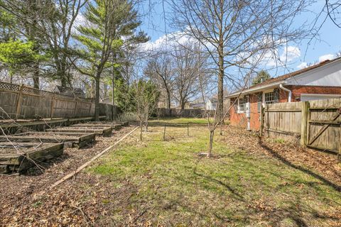 Tiny photo for 701 Hamilton Drive, Champaign, IL 61820 (MLS # 12597057)
