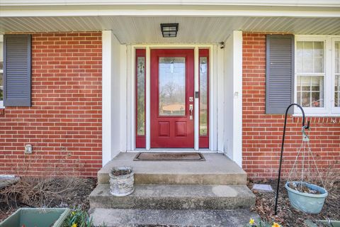 Tiny photo for 701 Hamilton Drive, Champaign, IL 61820 (MLS # 12597057)