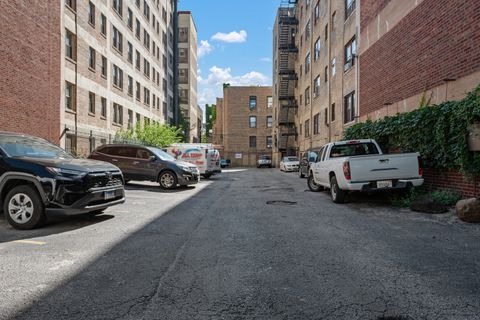 Tiny photo for 5135 S Kenwood Avenue #502, Chicago, IL 60615 (MLS # 12585146)