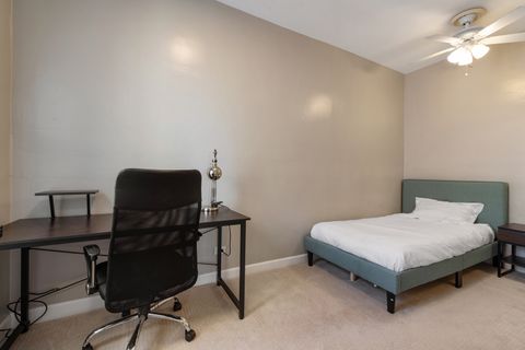 Tiny photo for 5135 S Kenwood Avenue #502, Chicago, IL 60615 (MLS # 12585146)