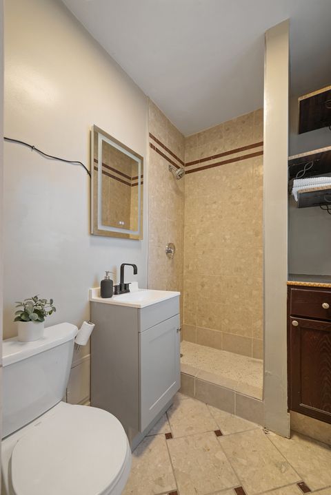 Tiny photo for 5135 S Kenwood Avenue #502, Chicago, IL 60615 (MLS # 12585146)
