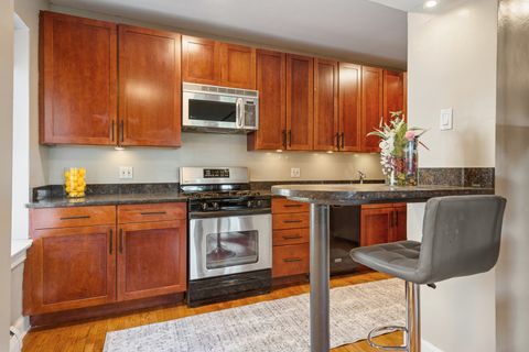 Tiny photo for 5135 S Kenwood Avenue #502, Chicago, IL 60615 (MLS # 12585146)