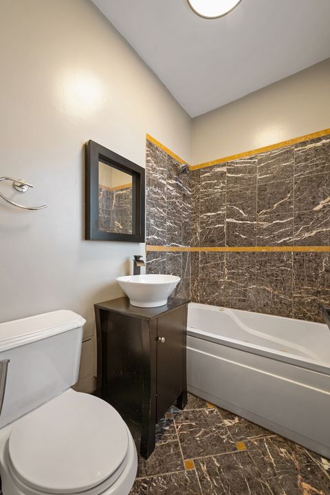Tiny photo for 5135 S Kenwood Avenue #502, Chicago, IL 60615 (MLS # 12585146)