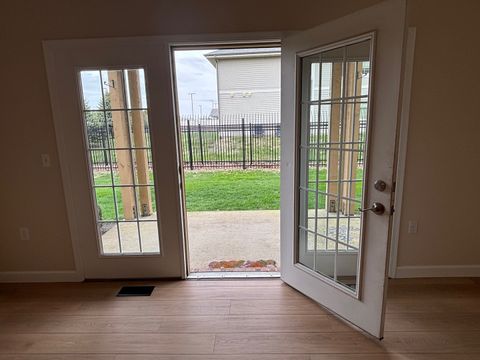 Tiny photo for 3818 Thornhill Circle #3818, Champaign, IL 61822 (MLS # 12617130)