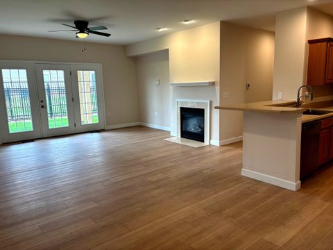 Tiny photo for 3818 Thornhill Circle #3818, Champaign, IL 61822 (MLS # 12617130)