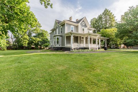 Photo of 612 E Peru Street, Princeton, IL 61356 (MLS # 12591714)