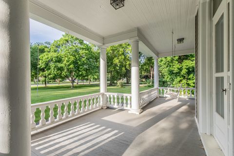 Tiny photo for 612 E Peru Street, Princeton, IL 61356 (MLS # 12591714)