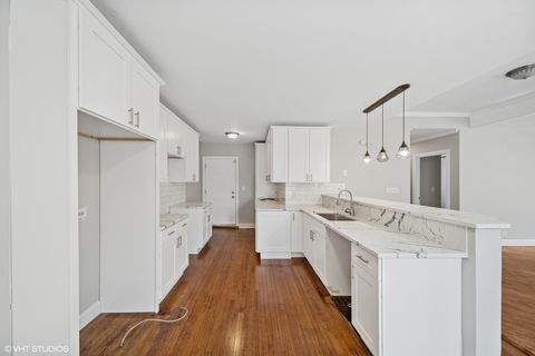 Tiny photo for 4759 S Forrestville Avenue #1W, Chicago, IL 60615 (MLS # 12399454)