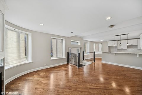 Tiny photo for 4759 S Forrestville Avenue #1W, Chicago, IL 60615 (MLS # 12399454)