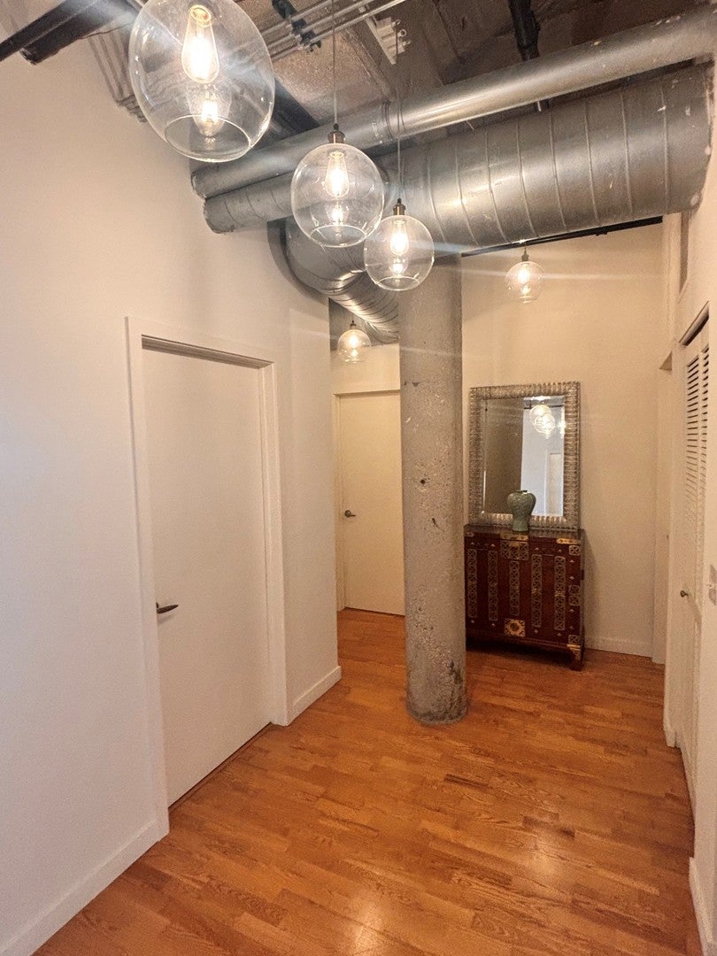 3963 W Belmont Avenue 611