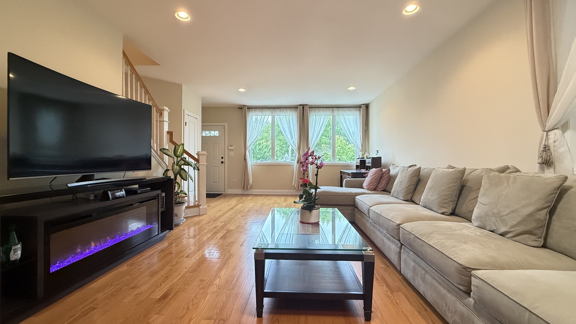 2145 W 32nd Street