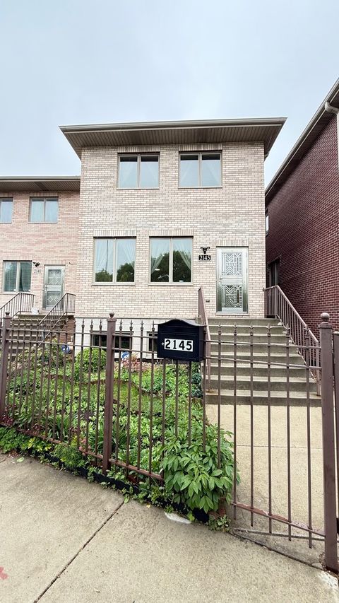 2145 W 32nd Street Chicago IL 60608