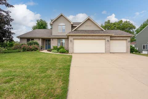 Photo of 915 Pleasant Hill Drive, Dewitt, IA 52472 (MLS # 12676065)