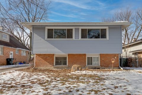 Photo of 16904 Old Elm Drive, Country Club Hills, IL 60478 (MLS # 12561678)