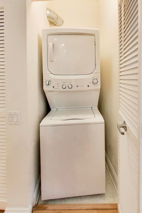 Tiny photo for 1001 W Madison Street #606, Chicago, IL 60607 (MLS # 12609516)