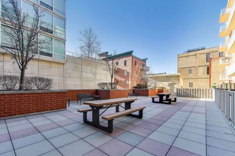 Tiny photo for 1001 W Madison Street #606, Chicago, IL 60607 (MLS # 12609516)
