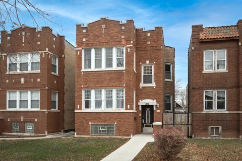 4704 W Altgeld Street Chicago IL 60639