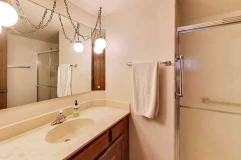 Tiny photo for 462 S President Street #202, Carol Stream, IL 60188 (MLS # 12494504)
