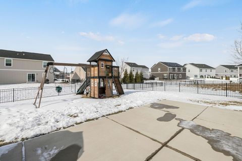 Tiny photo for 1834 Tall Oaks Drive, Antioch, IL 60002 (MLS # 12565226)