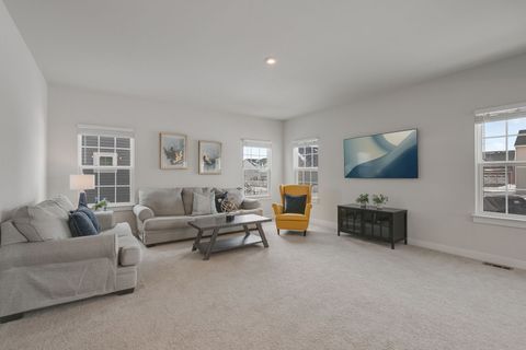 Tiny photo for 1834 Tall Oaks Drive, Antioch, IL 60002 (MLS # 12565226)