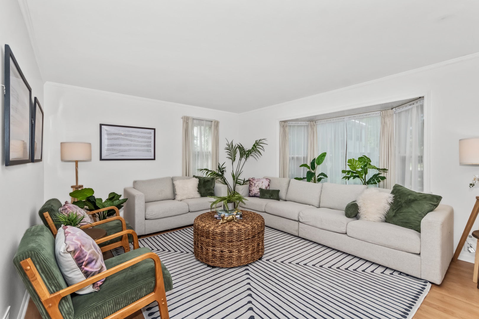 9029 Lincolnwood Drive