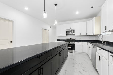 Tiny photo for 94 W 30th Place, South Chicago Heights, IL 60411 (MLS # 12757428)