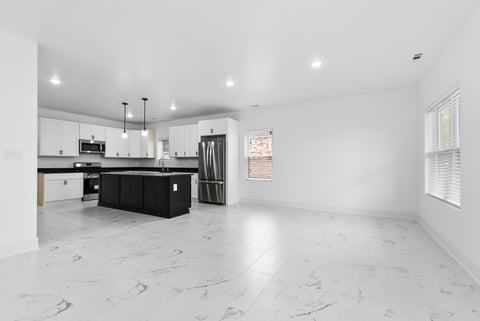 Tiny photo for 94 W 30th Place, South Chicago Heights, IL 60411 (MLS # 12757428)