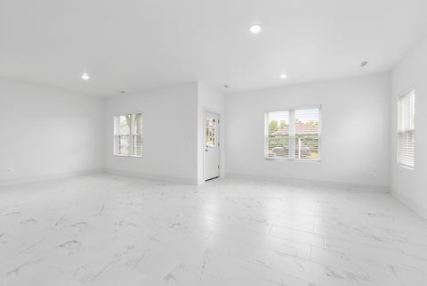 Tiny photo for 94 W 30th Place, South Chicago Heights, IL 60411 (MLS # 12757428)