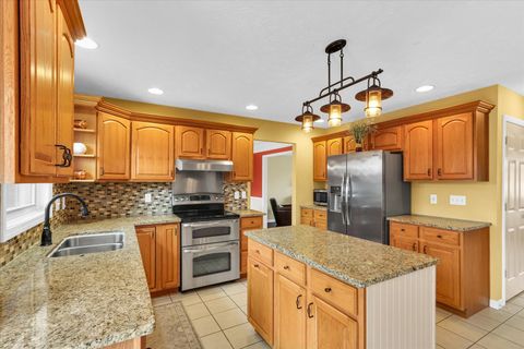 Tiny photo for 2109 Emerald Drive, Champaign, IL 61822 (MLS # 12563296)