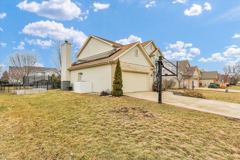 Tiny photo for 2109 Emerald Drive, Champaign, IL 61822 (MLS # 12563296)