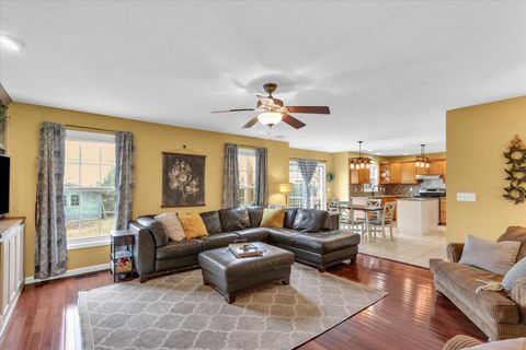 Tiny photo for 2109 Emerald Drive, Champaign, IL 61822 (MLS # 12563296)